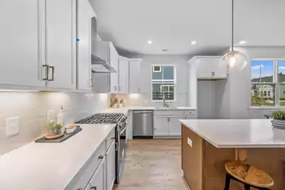 785 Blueway Avenue, Summerville, SC 29486 - Photo 15