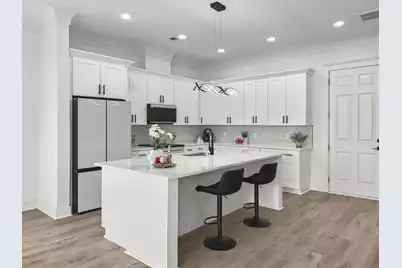 2032 Forest Avenue, North Charleston, SC 29405 - Photo 3