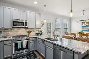 1466 Hamlin Park Cir, Mount Pleasant, SC 29466 - Photo 11