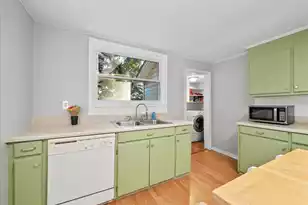 504 Blue Ridge St, Easley, SC 29640 - Photo 13