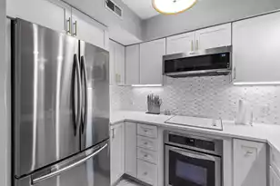 55 Ashley Ave #Apt 6, Charleston, SC 29401 - Photo 5