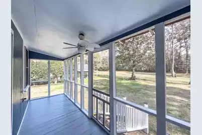 209 Hampton Street S, Summerville, SC 29483 - Photo 15