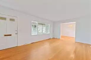 251 Bennett St, Mount Pleasant, SC 29464 - Photo 5