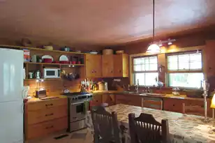 10043 Carolina Road N, McClellanville, SC 29458 - Photo 9