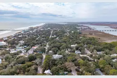406 Erie Avenue E, Folly Beach, SC 29439 - Photo 15