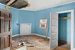 6 Poinsett St, Charleston, SC 29403 - Photo 13