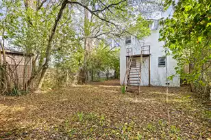 6 Poinsett St, Charleston, SC 29403 - Photo 11