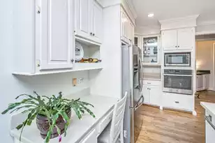 509 Chimney Bluff Dr, Mount Pleasant, SC 29464 - Photo 17