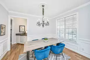 509 Chimney Bluff Dr, Mount Pleasant, SC 29464 - Photo 9