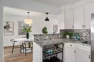 325 Fairington Dr, Summerville, SC 29485 - Photo 13