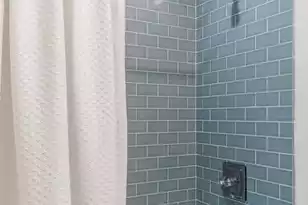 319 Hobcaw Dr, Mount Pleasant, SC 29464 - Photo 47