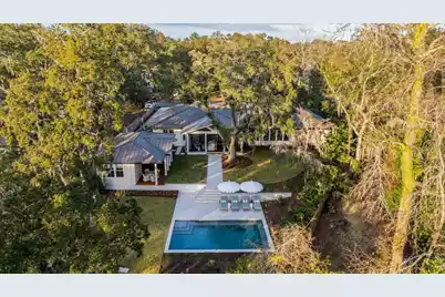 319 Hobcaw Drive, Mount Pleasant, SC 29464 - Photo 81