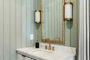 319 Hobcaw Dr, Mount Pleasant, SC 29464 - Photo 39