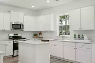 1026 Patagonia St, Summerville, SC 29485 - Photo 13