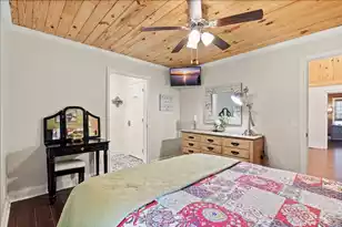 1317 Lakeview Dr, Manning, SC 29102 - Photo 87