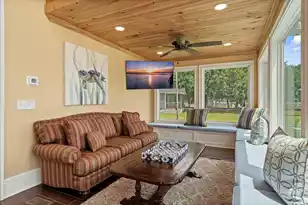 1317 Lakeview Dr, Manning, SC 29102 - Photo 59