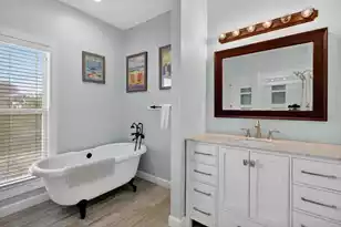 1534 Privateer Dr, Mount Pleasant, SC 29464 - Photo 17