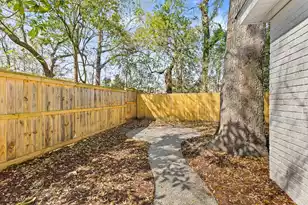 210 Live Oak Ave, Charleston, SC 29407 - Photo 33