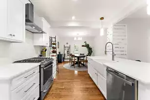 119 Peachtree St, Charleston, SC 29403 - Photo 23