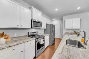 3769 Sawmill Ct, Mount Pleasant, SC 29466 - Photo 9