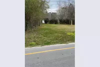 114 Magnolia Street, Bonneau, SC 29431 - Photo 1