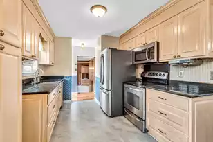 14 Huguenot Ave, Charleston, SC 29407 - Photo 17