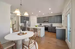 447 Katies Scenic Ct, Charleston, SC 29492 - Photo 9