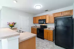 4833 Shady Tree Ln, Summerville, SC 29485 - Photo 11