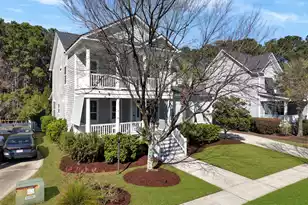 2614 River Bluff Ln, Mount Pleasant, SC 29466 - Photo 19