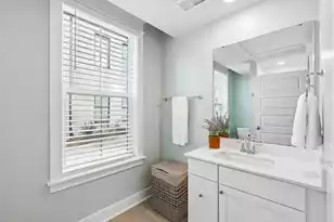 1570 Hancock St, Mount Pleasant, SC 29464 - Photo 25