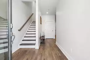 1570 Hancock St, Mount Pleasant, SC 29464 - Photo 5