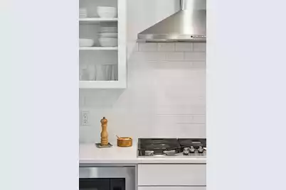 1570 Hancock Street, Mount Pleasant, SC 29464 - Photo 15