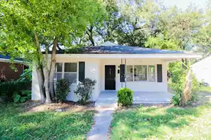 2104 Maybank Hwy, Charleston, SC 29412 - Photo 1