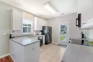 111 Foxglove Ave, Summerville, SC 29483 - Photo 15