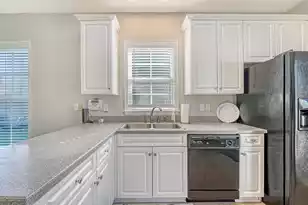 111 Foxglove Ave, Summerville, SC 29483 - Photo 19