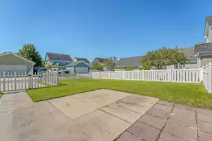 111 Foxglove Ave, Summerville, SC 29483 - Photo 37