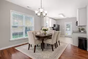 111 Foxglove Ave, Summerville, SC 29483 - Photo 11