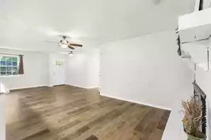 300 Logan Dr, Summerville, SC 29483 - Photo 17