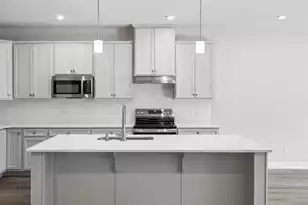 1051 Thinleaf Ave, Ridgeville, SC 29472 - Photo 11