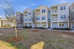 639 Laurel Street N, Summerville, SC 29483 - Photo 1