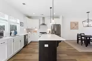 639 Laurel Street N, Summerville, SC 29483 - Photo 3