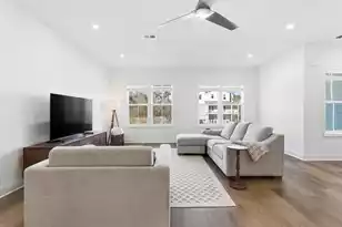 639 Laurel Street N, Summerville, SC 29483 - Photo 11