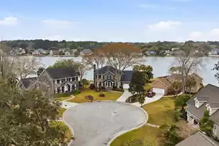 1313 Overcreek Ct, Mount Pleasant, SC 29464 - Photo 61