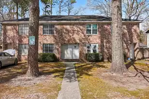 406 Crestview Dr, Summerville, SC 29485 - Photo 1