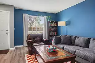 406 Crestview Dr, Summerville, SC 29485 - Photo 5