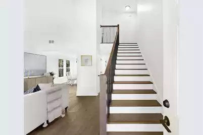 1483 Diamond Boulevard, Mount Pleasant, SC 29466 - Photo 3