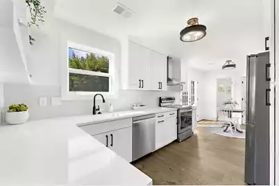 1483 Diamond Boulevard, Mount Pleasant, SC 29466 - Photo 15