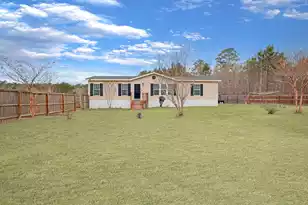 1293 Long Acre Dr, Bonneau, SC 29431 - Photo 1