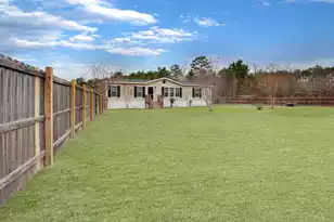 1293 Long Acre Dr, Bonneau, SC 29431 - Photo 5