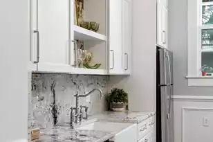 84 Bull St, Charleston, SC 29401 - Photo 13